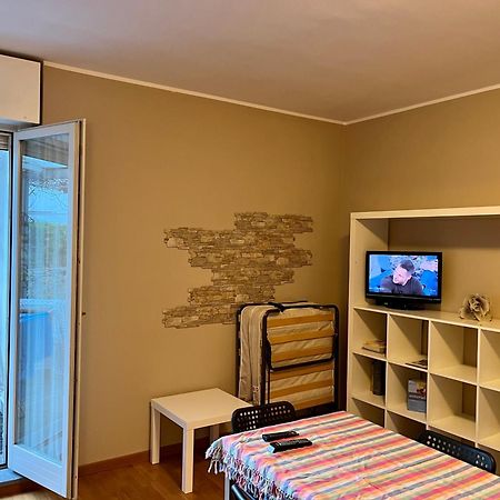 Bergamo Bilocale Nuovo In Centro 4 Posti Letto Apartment Exterior photo